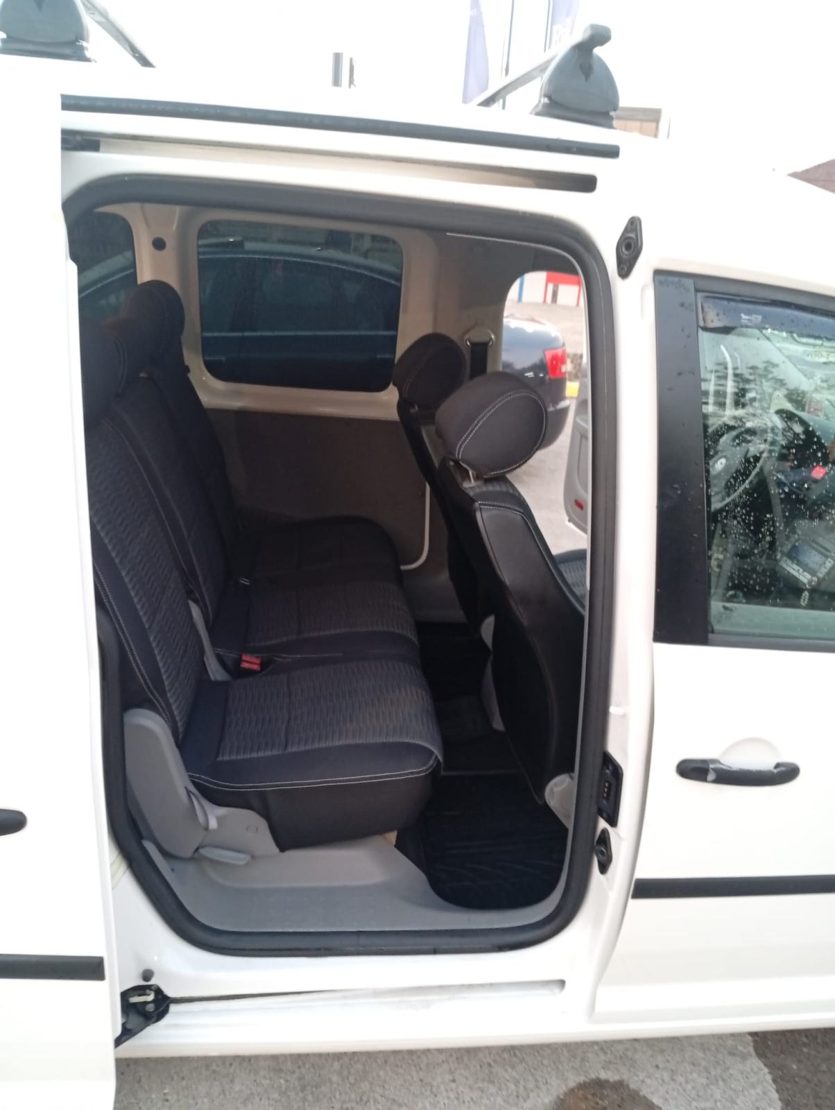 VW Caddy 1,9 TDI, fotografija 12