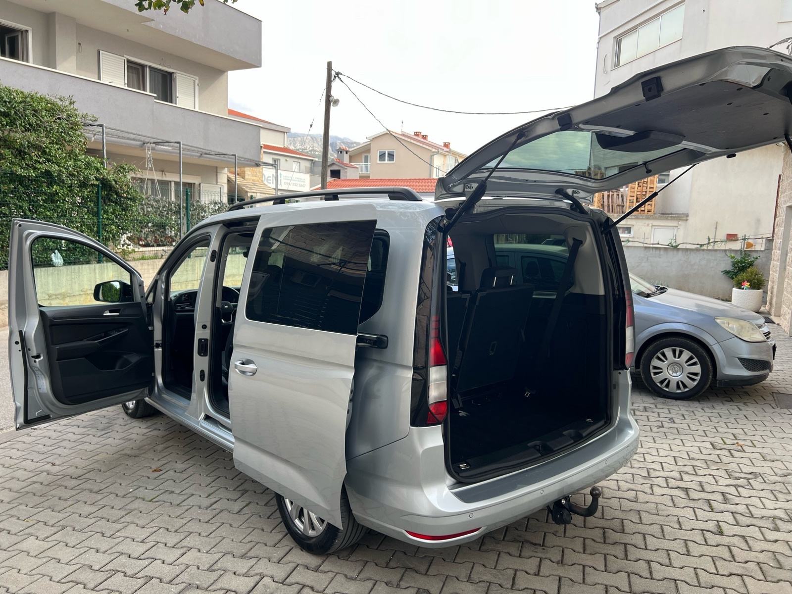 VW Caddy LIFE 2,0 TDI, MAXI, IQ Drive, 7 SJEDALA U PDV, fotografija 11