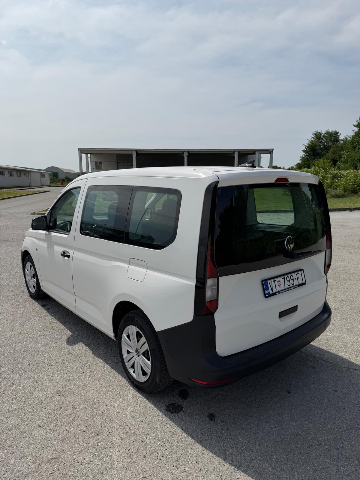 VW Caddy 2,0, fotografija 4