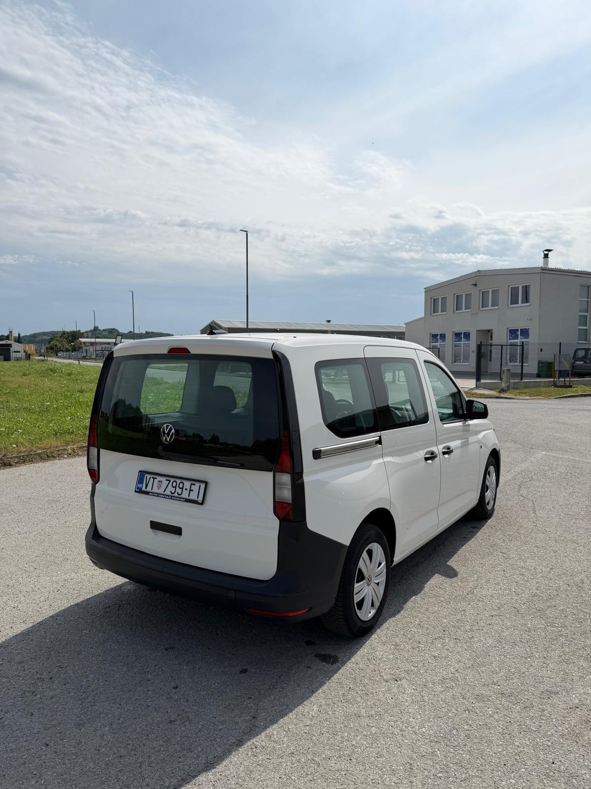 VW Caddy 2,0, fotografija 6