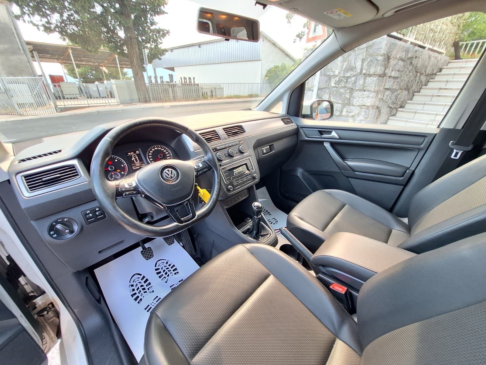 VW Caddy 2,0 TDI 100Ks 7 mjesta Maxi TOP STANjE, fotografija 12