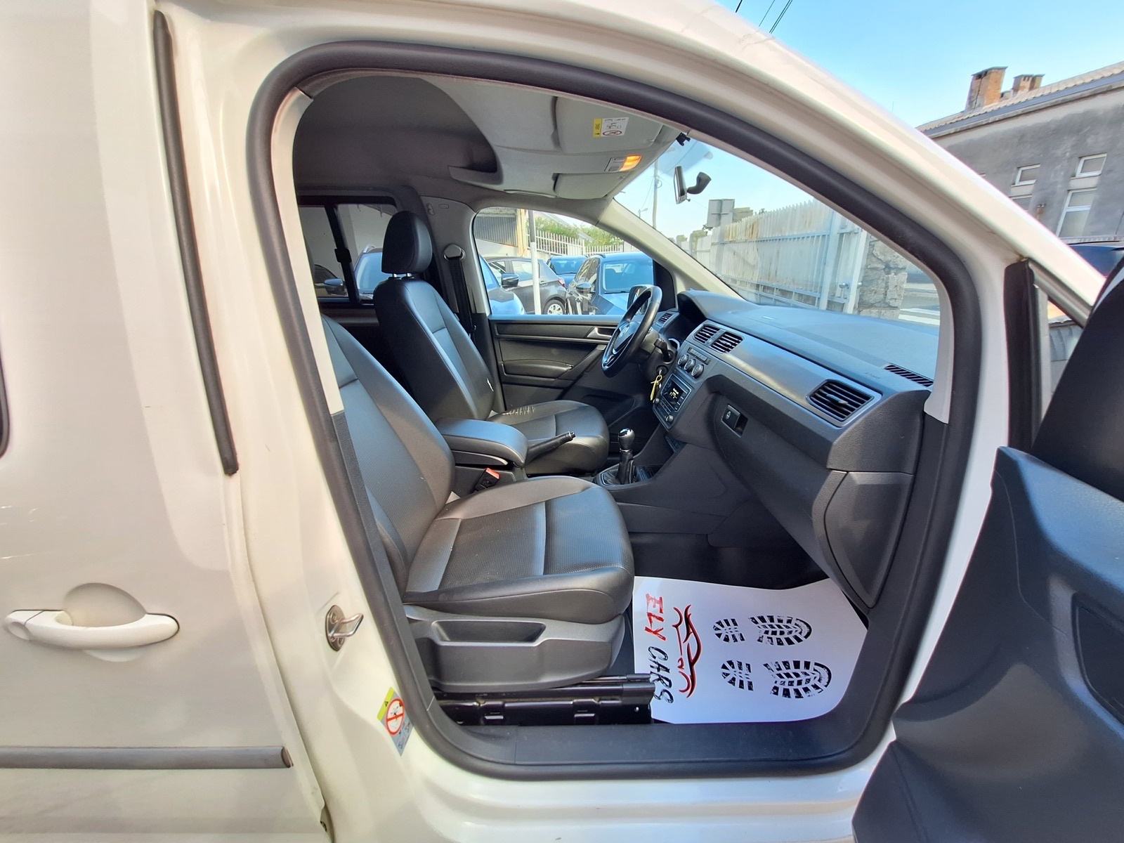 VW Caddy 2,0 TDI 100Ks 7 mjesta Maxi TOP STANjE, fotografija 16