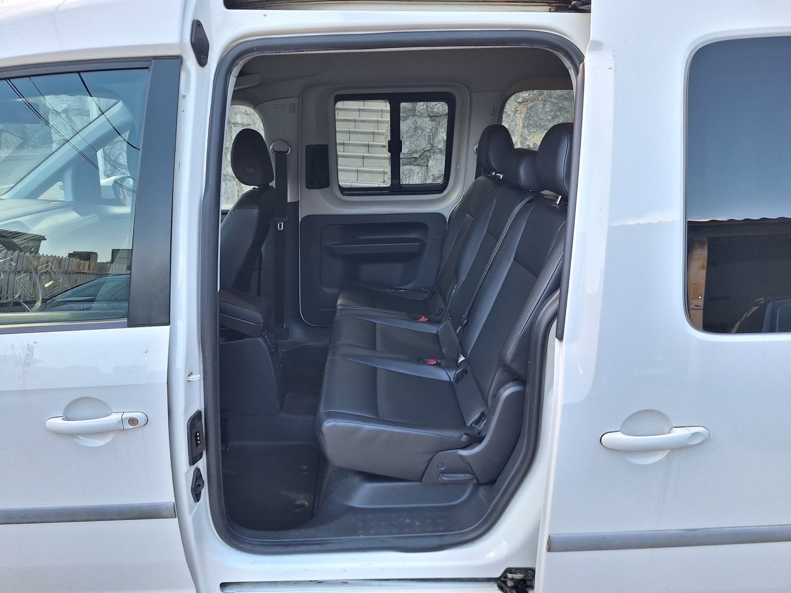 VW Caddy 2,0 TDI 100Ks 7 mjesta Maxi TOP STANjE, fotografija 17