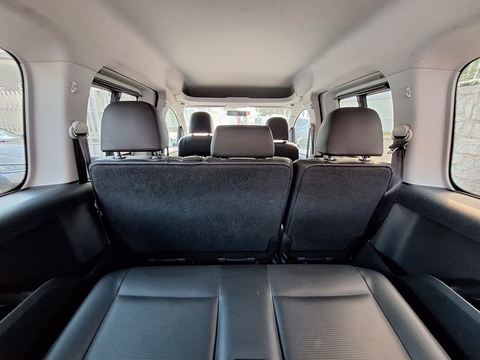 VW Caddy 2,0 TDI 100Ks 7 mjesta Maxi TOP STANjE, fotografija 20