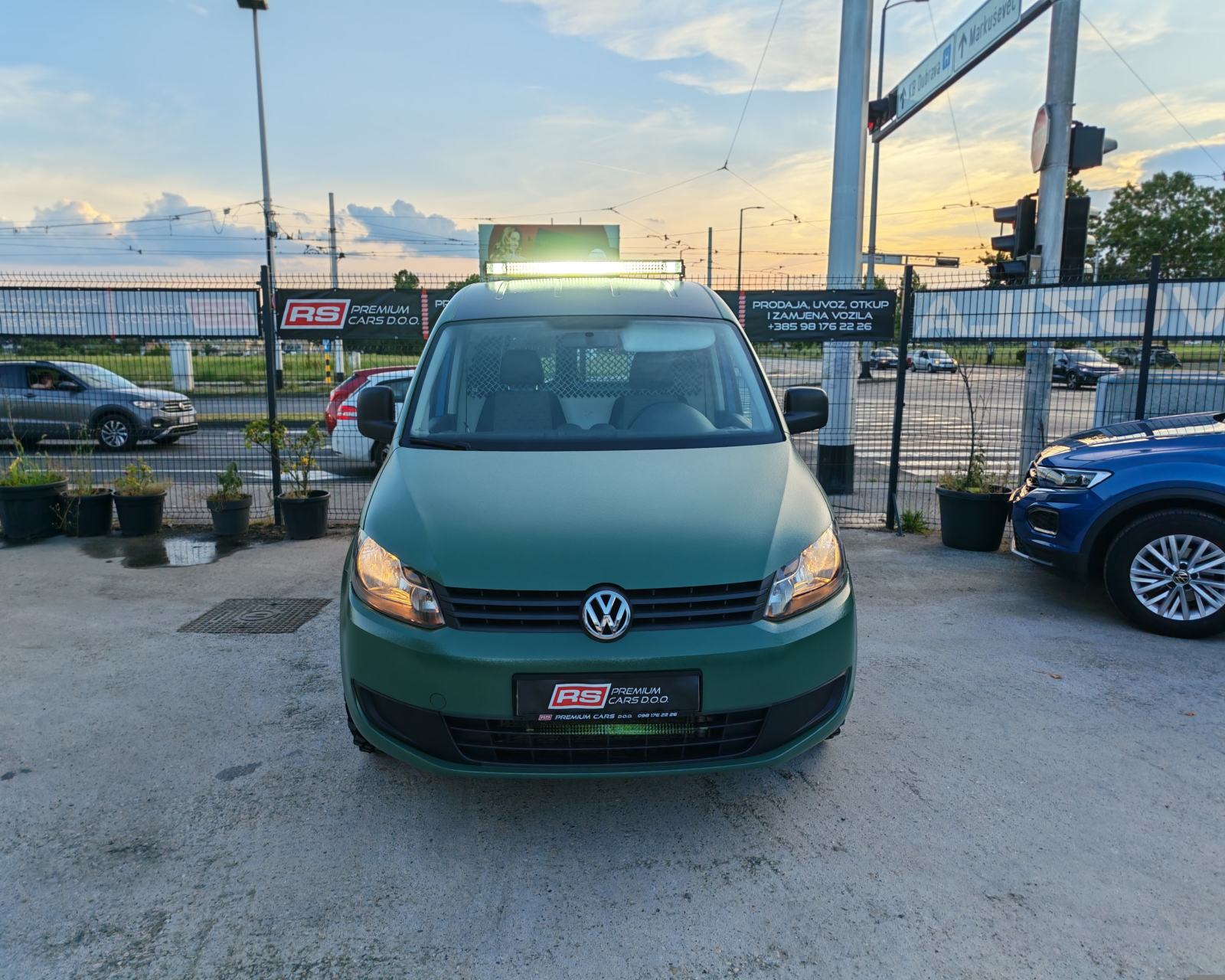 VW CADDY 2,0 TDI 110KS 4X4 N1, LOVAC, V+M SERVIS, LED BAR, TEREN. GUME, fotografija 3