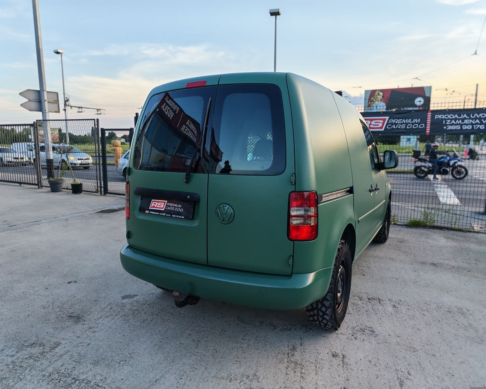 VW CADDY 2,0 TDI 110KS 4X4 N1, LOVAC, V+M SERVIS, LED BAR, TEREN. GUME, fotografija 7