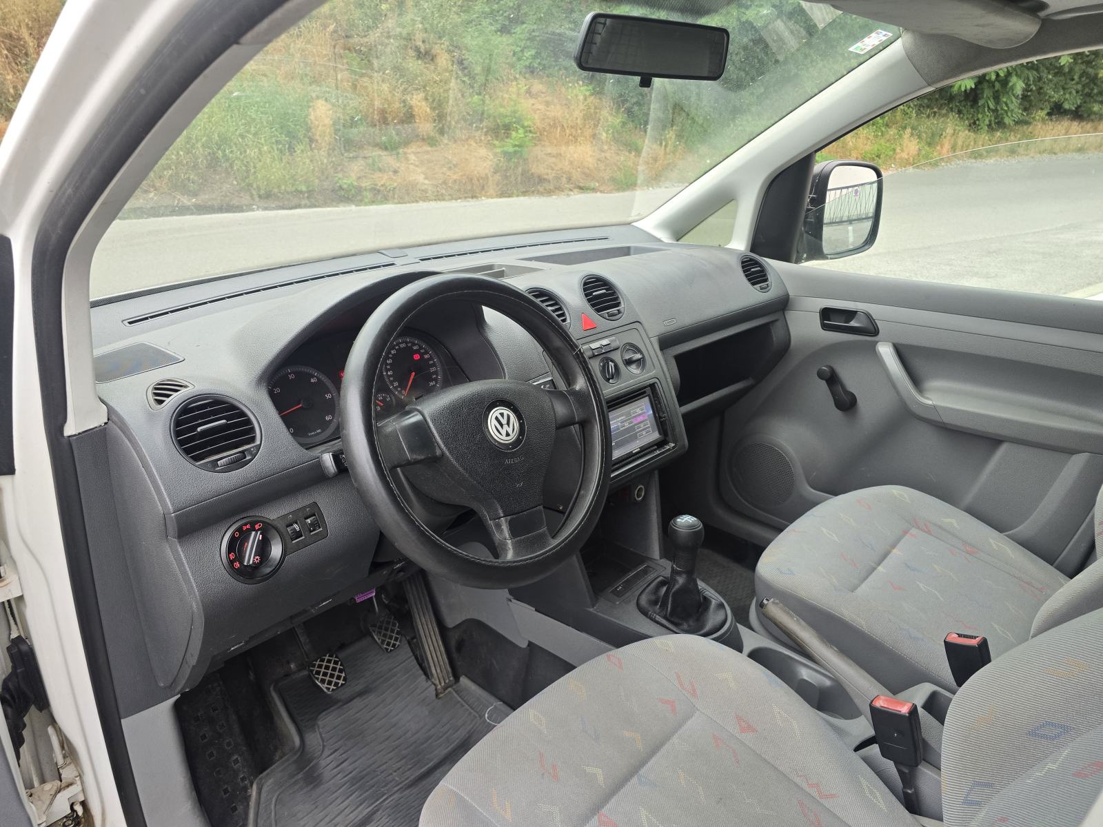 VW Caddy 1.9 TDI 77 kw 2008god . Reg 3/2028., fotografija 10