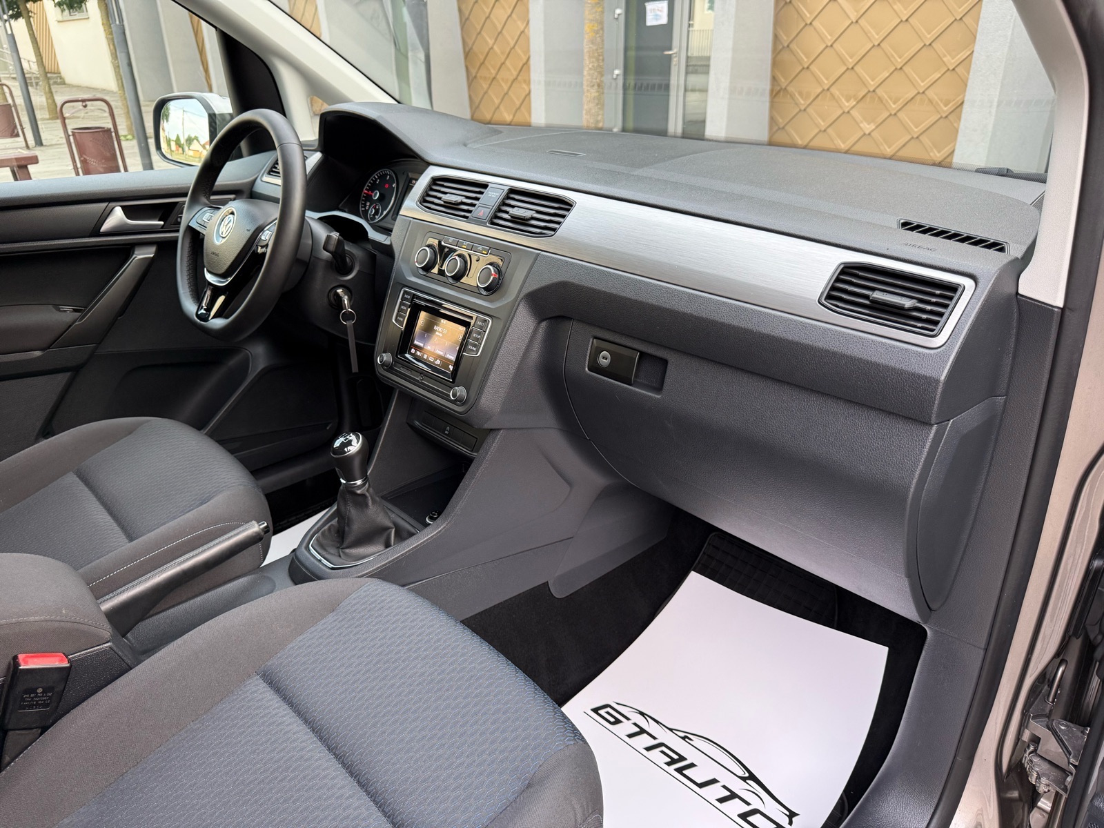 VW Caddy 2,0 TDI 2019.god 122.000km, Prvi vlasnik, N1 putnički, servis, fotografija 14