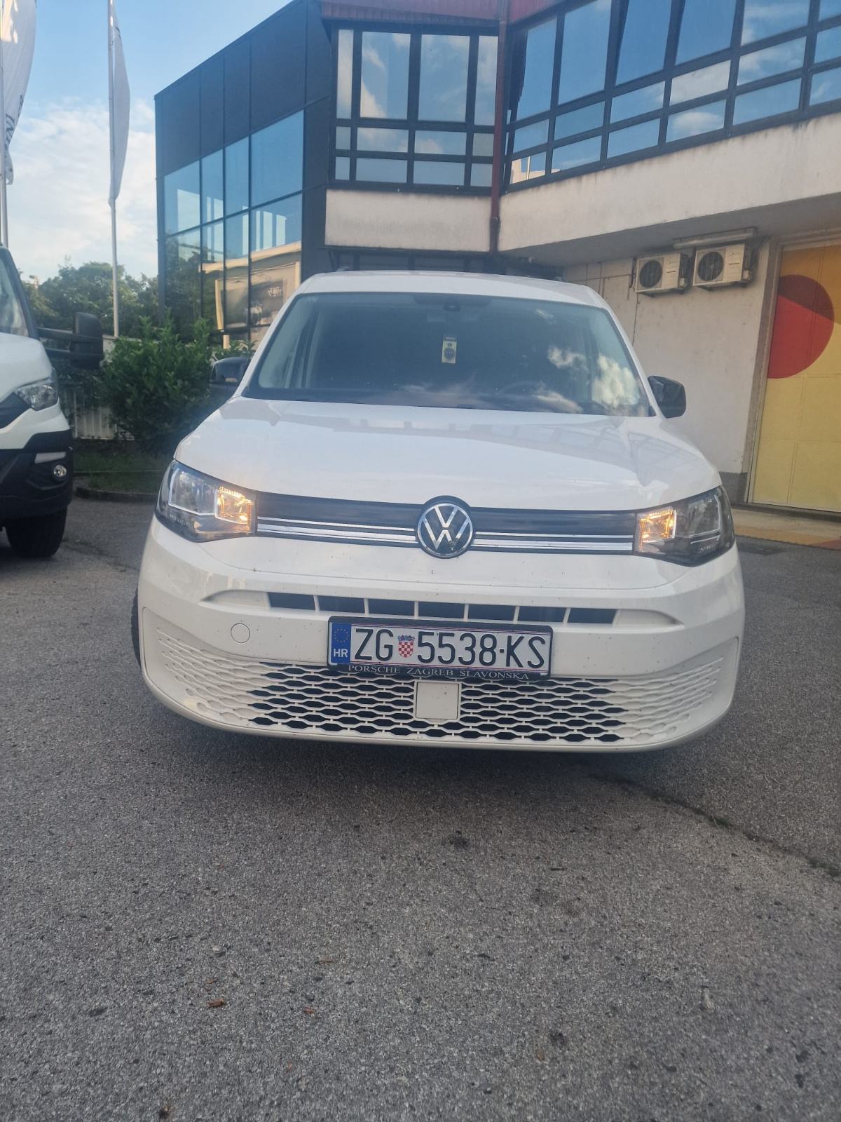 VW CADDY 2.0 TDI 2024. GODINA TOP STANJE, fotografija 4