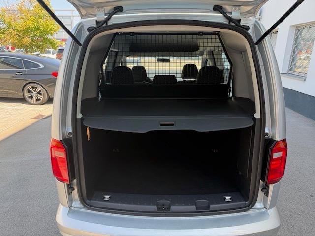 VW Caddy 2,0 TDI 4MOTION// 1 vlasnik/, fotografija 7