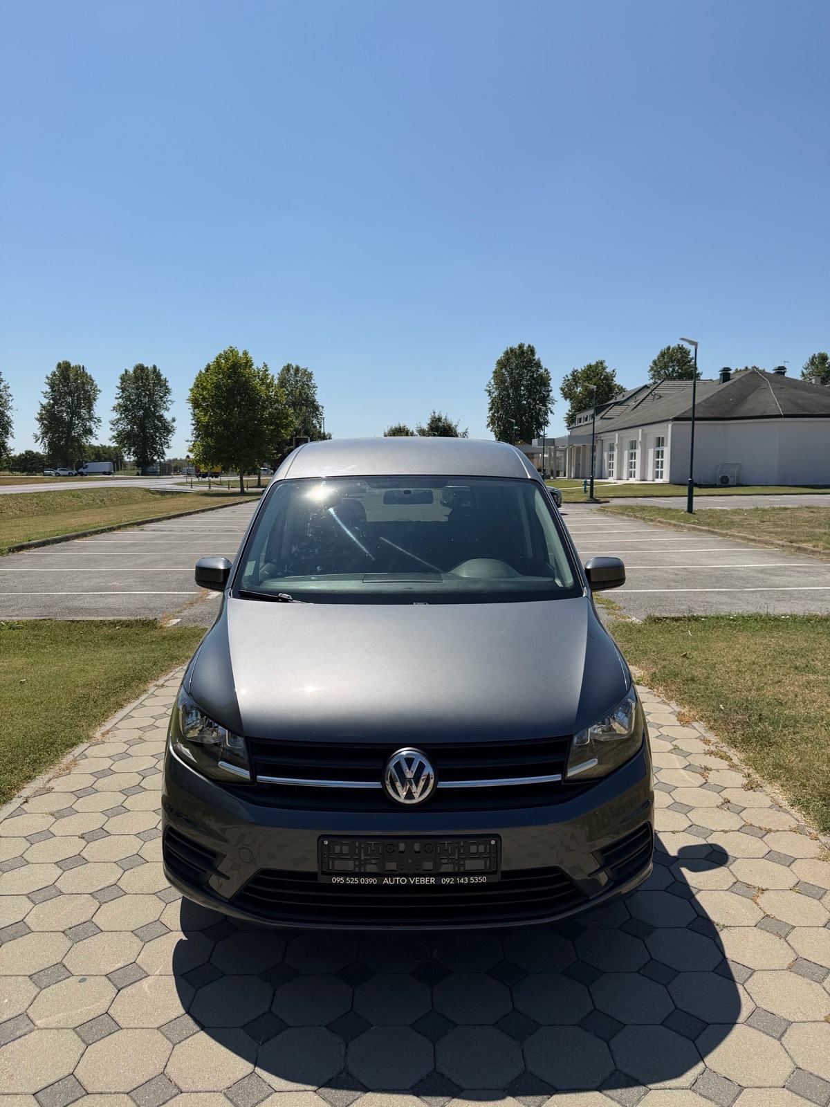 VW Caddy 2,0 TDI *5 Sjedala*, fotografija 8