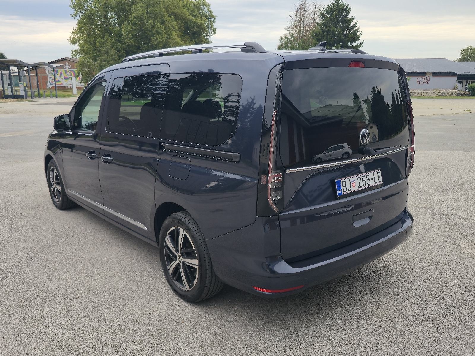 VW Caddy Maxi 2,0 tdi 90kw DSG, SAMO 51000 km, 7sjedala, fotografija 5