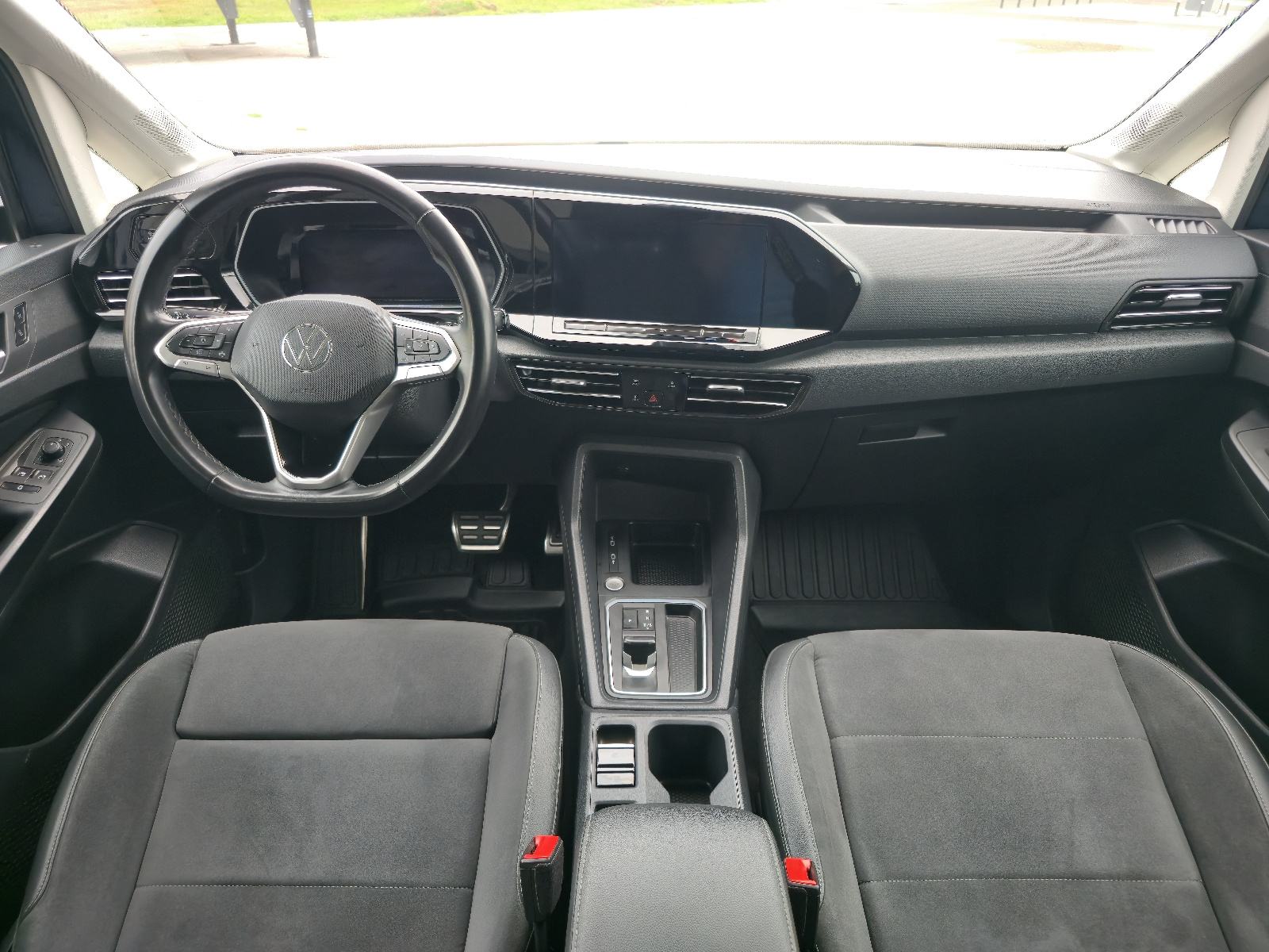 VW Caddy Maxi 2,0 tdi 90kw DSG, SAMO 51000 km, 7sjedala, fotografija 8