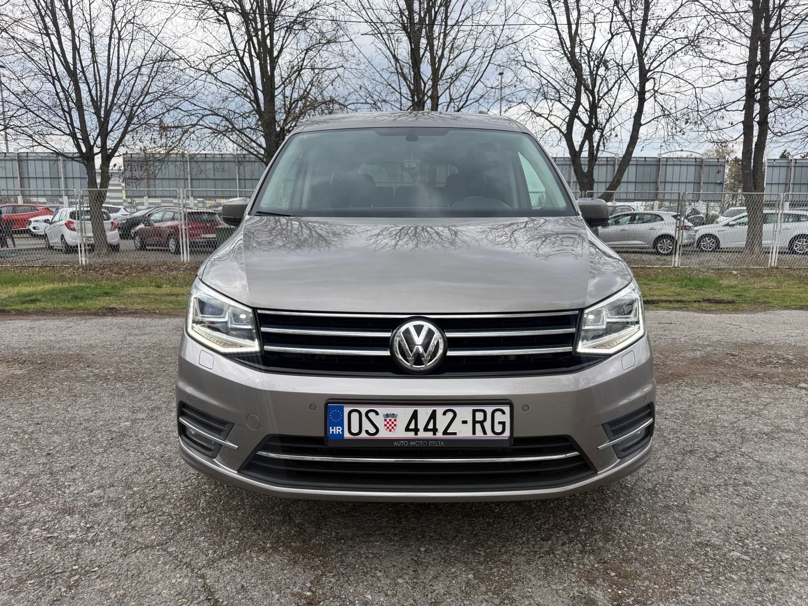 VW Caddy 2,0 TDI automatik-HIGHLINE-7 SJEDALA-reg. 06/26, fotografija 7