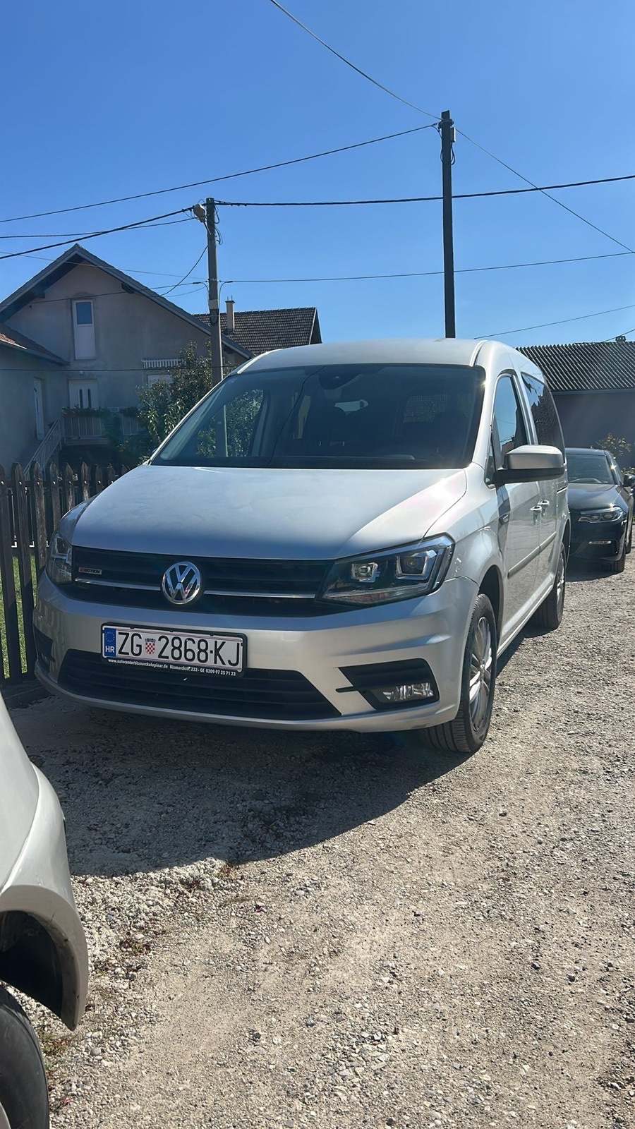 VW Caddy 2,0 TDI 110kw DSG 4motion 7 sjedala, pogled izvana - slika 1
