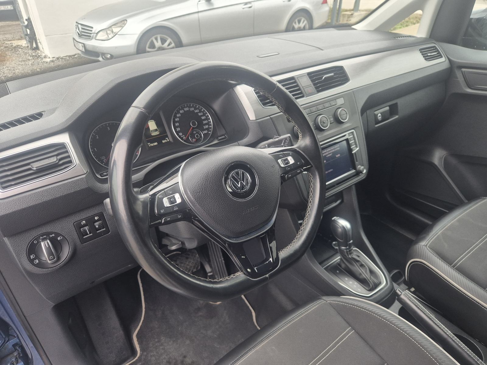 VW Caddy 2,0 TDI DSG *EDITION 35*kam.*Led*Navi*Acc*V.SERVIS*reg.3/27*, fotografija 9