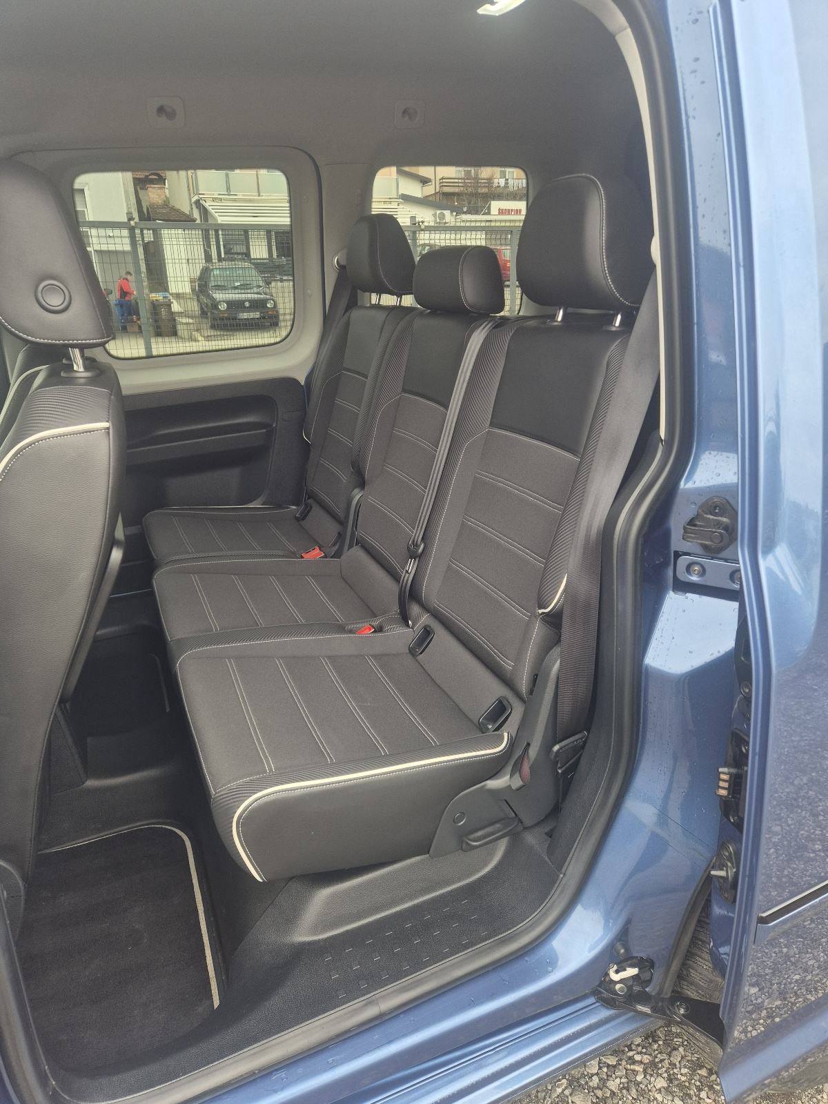VW Caddy 2,0 TDI DSG *EDITION 35*kam.*Led*Navi*Acc*V.SERVIS*reg.3/27*, fotografija 13