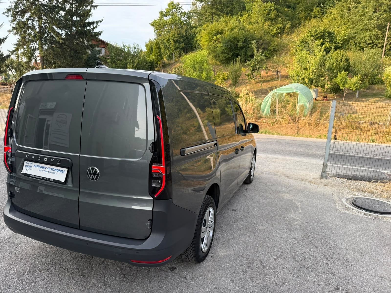 VW Caddy 2.0 tdi MAXI - N1, fotografija 7