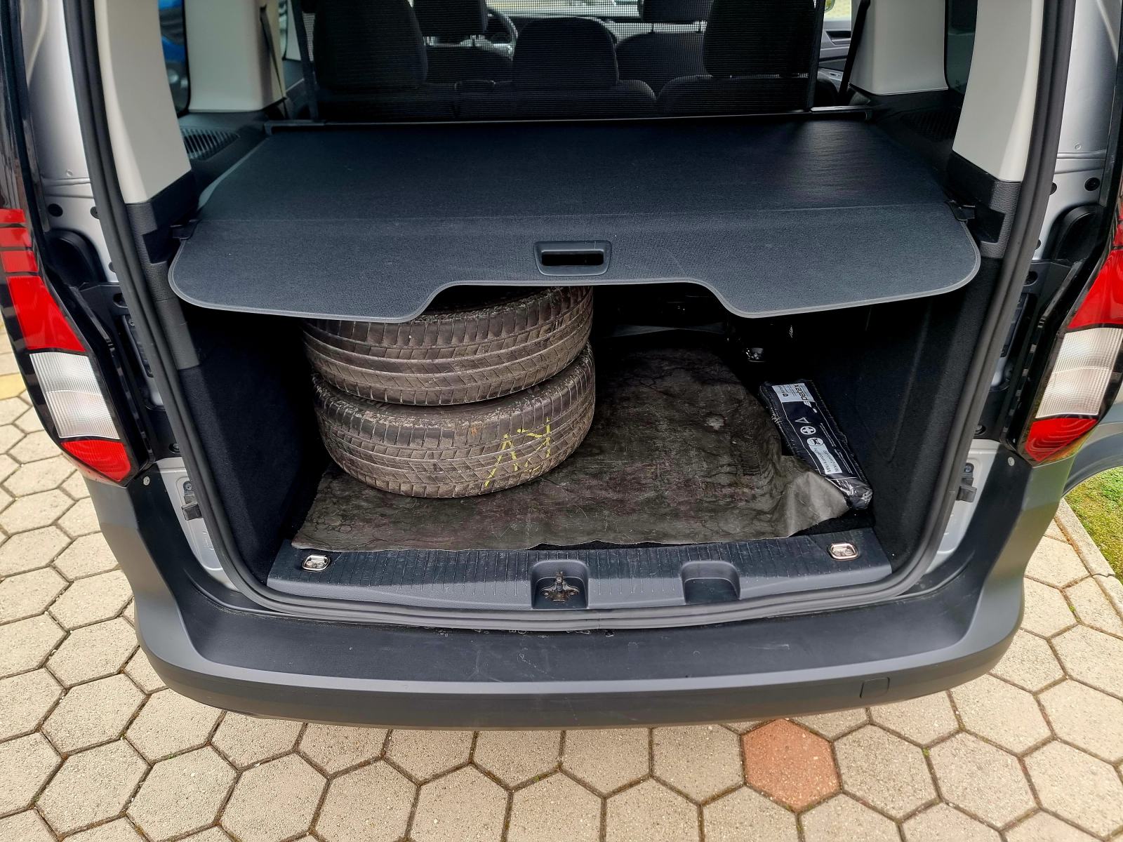 VW Caddy 2,0 TDI,,ODLIČAN,,CIJENA SA PDV-om,,83027KM, fotografija 15