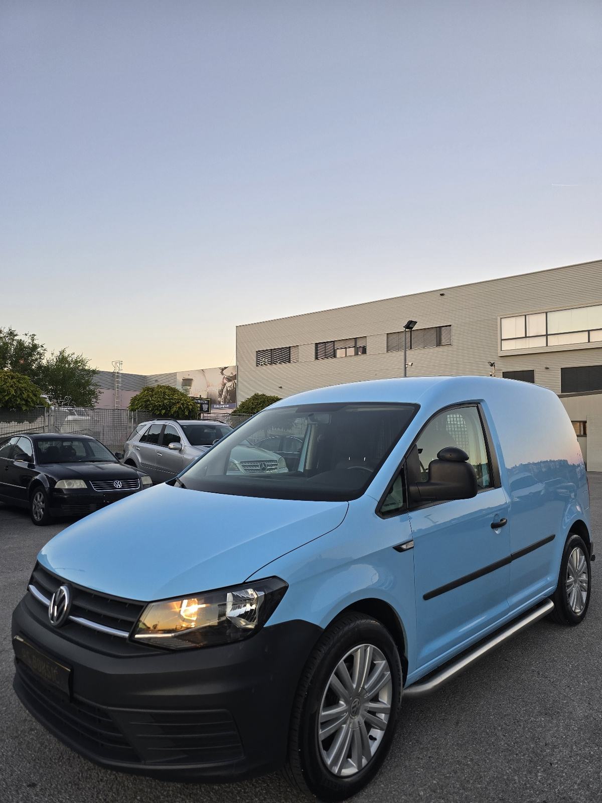 VW CADDY 2.0 TDI * ODLIČNO STANJE * 2019.GODINA * 185 000 KM * 9499€ *, pogled izvana - slika 1