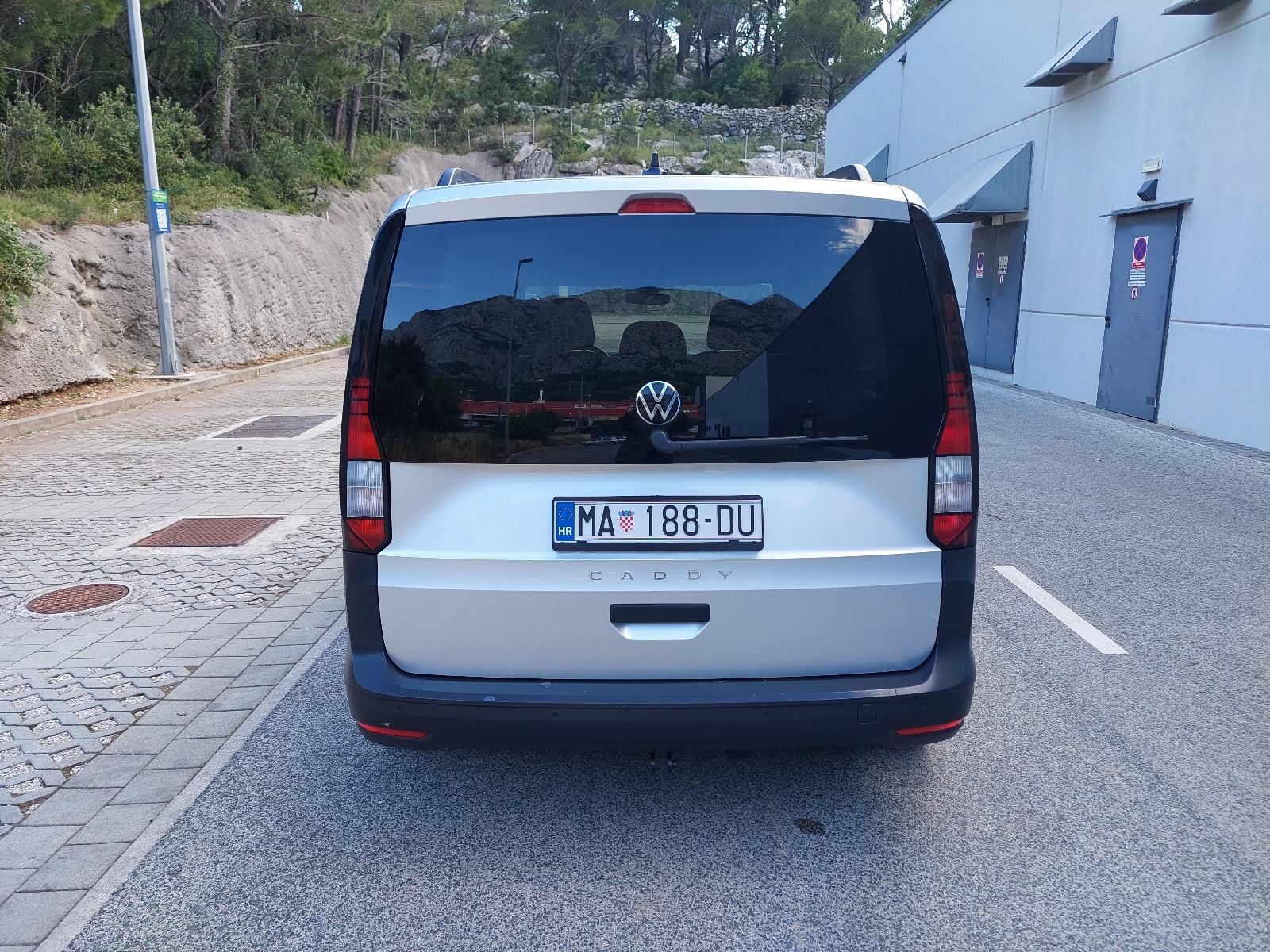 VW Caddy 2,0 TDI*PUTNIČKI *, fotografija 7