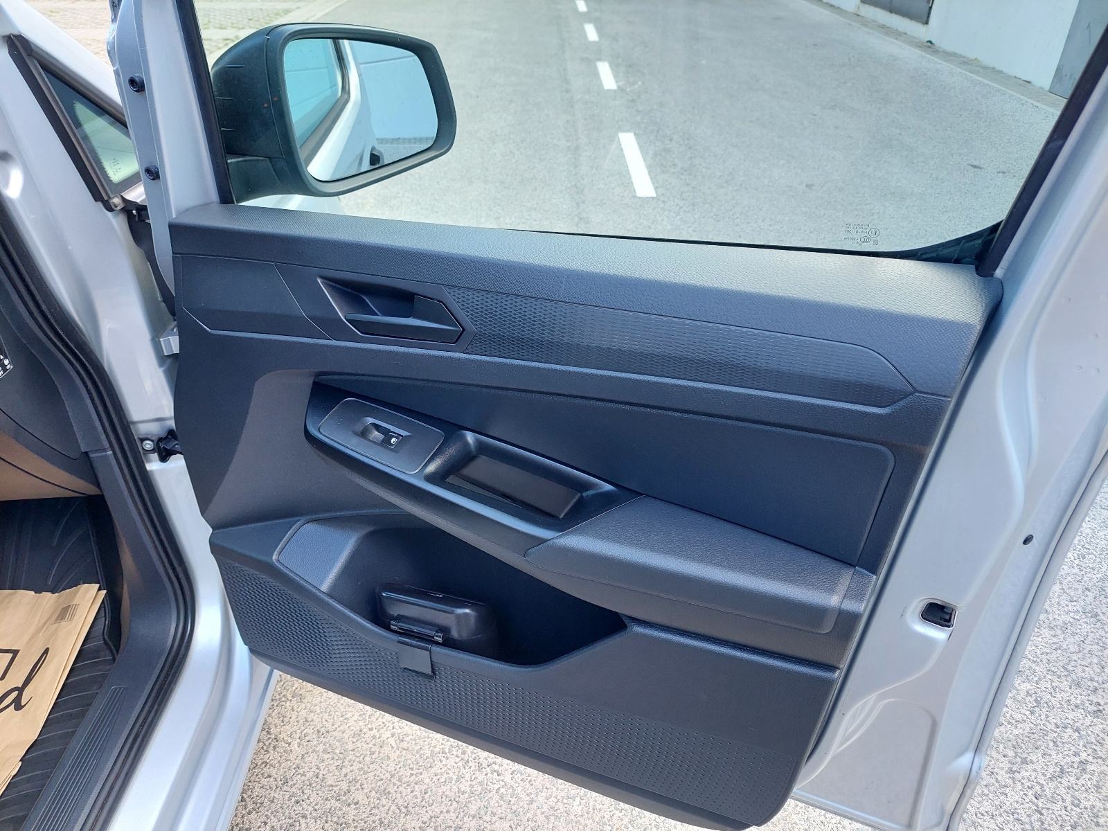 VW Caddy 2,0 TDI*PUTNIČKI *, fotografija 19