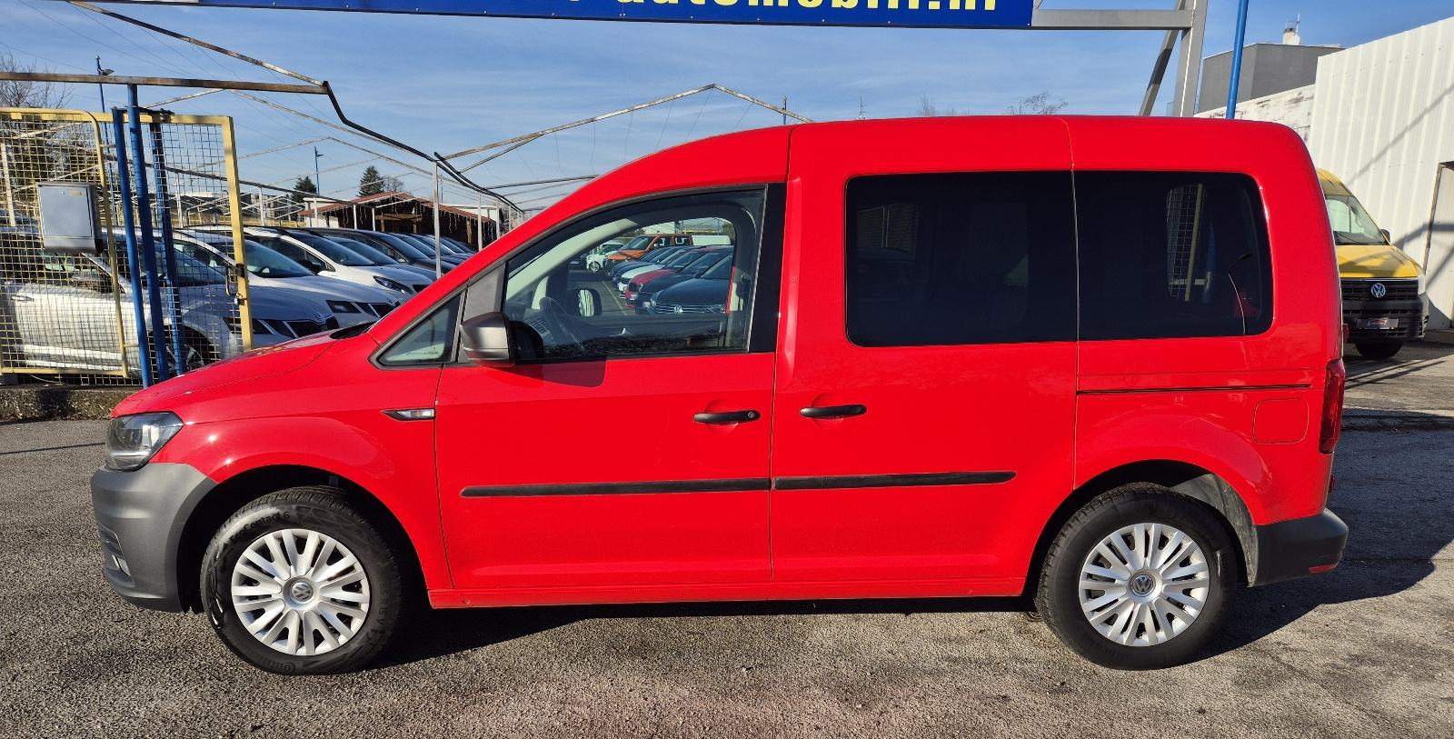 VW Caddy 2.0 TDI, sa sjedalima, odlično stanje, garancija na vozilo..., fotografija 4