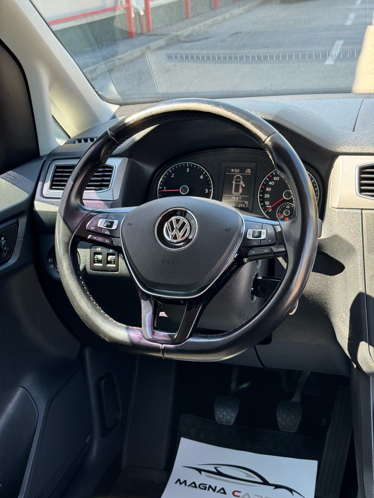 VW Caddy 2,0 TDI PUTNIČKI M1, fotografija 17