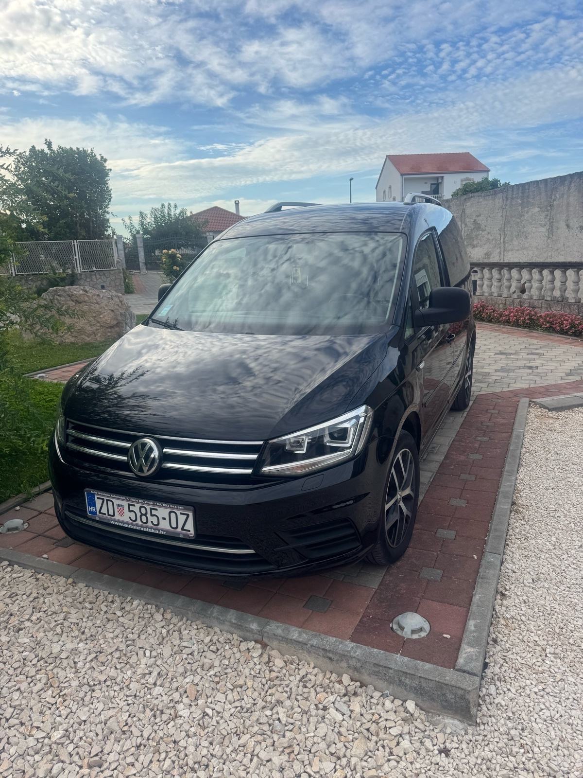 VW Caddy 2,0 TDI, pogled izvana - slika 1