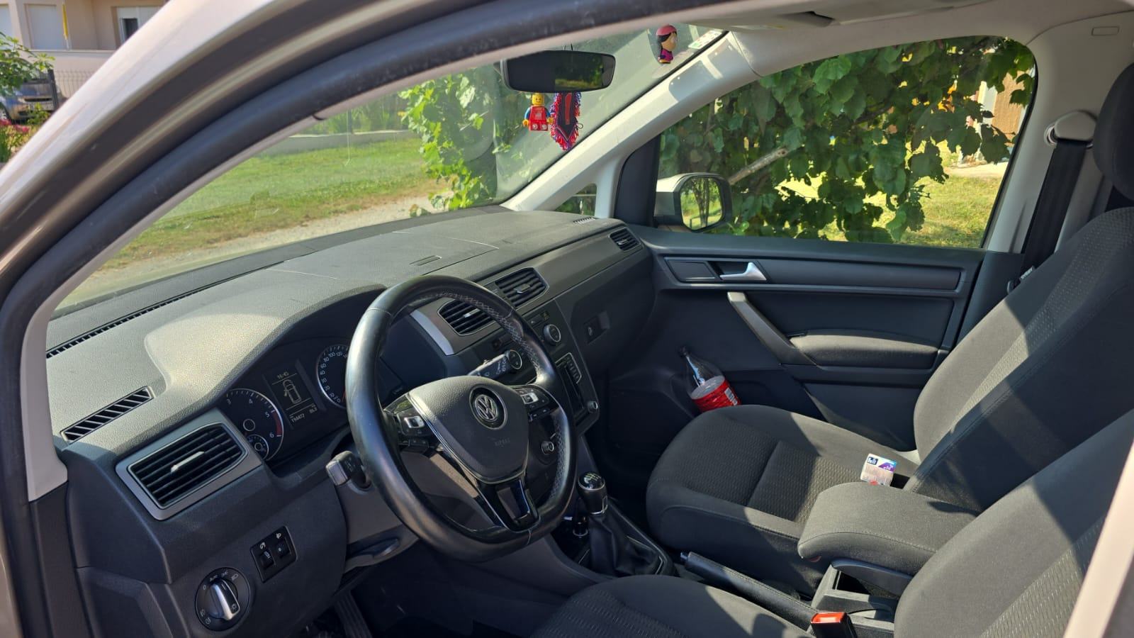VW Caddy 2,0 TDI, fotografija 5