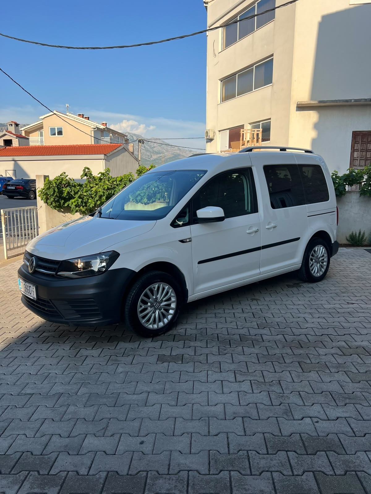 N1 VW Caddy 2,0 TDI N1, fotografija 2