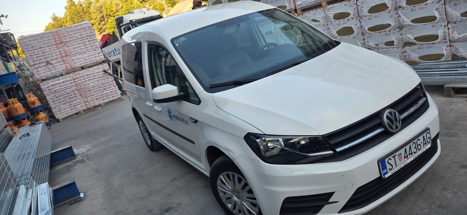 VW Caddy 2,0 TDI, fotografija 2