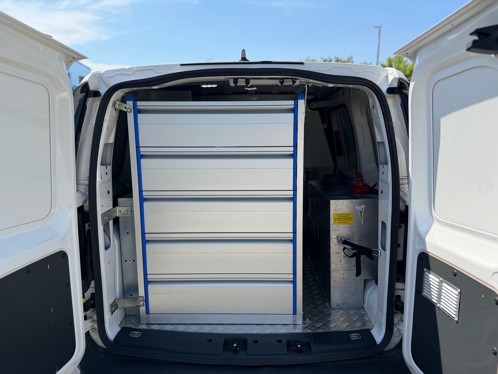 VW Caddy 2.0TDI | N1 | 2023 | POLICE | KLIMA |, fotografija 7
