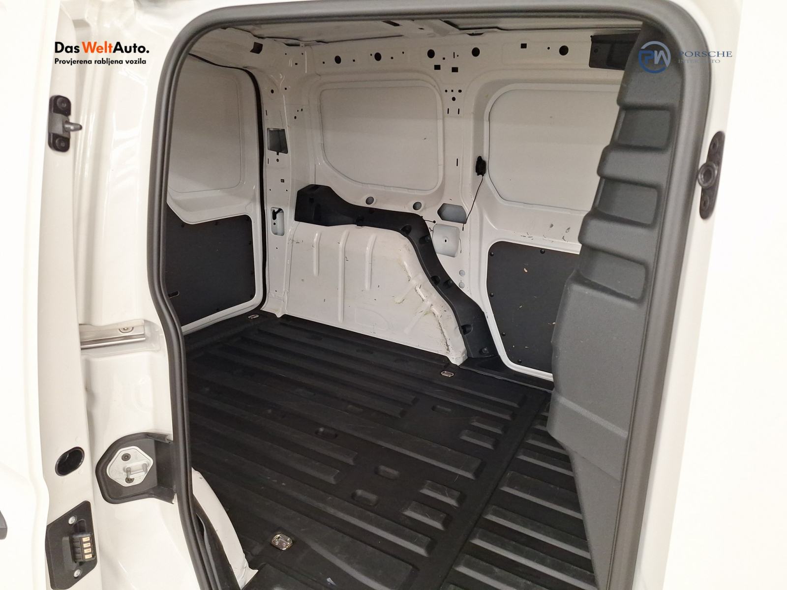 VW Caddy Cargo 2.0 TDI, fotografija 16