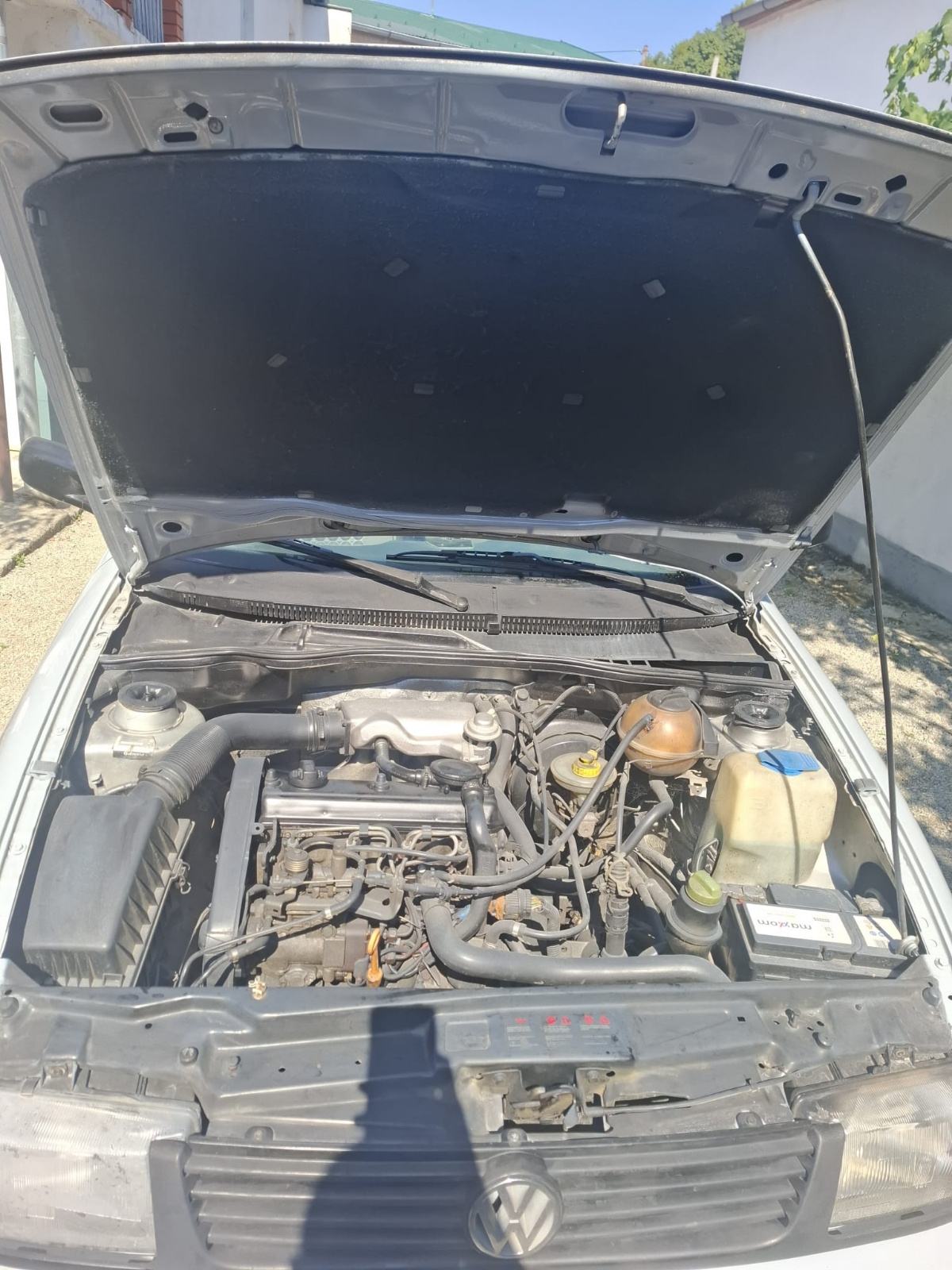 VW Caddy Kombi 1,9 SDI sa autoprikolicom, fotografija 6