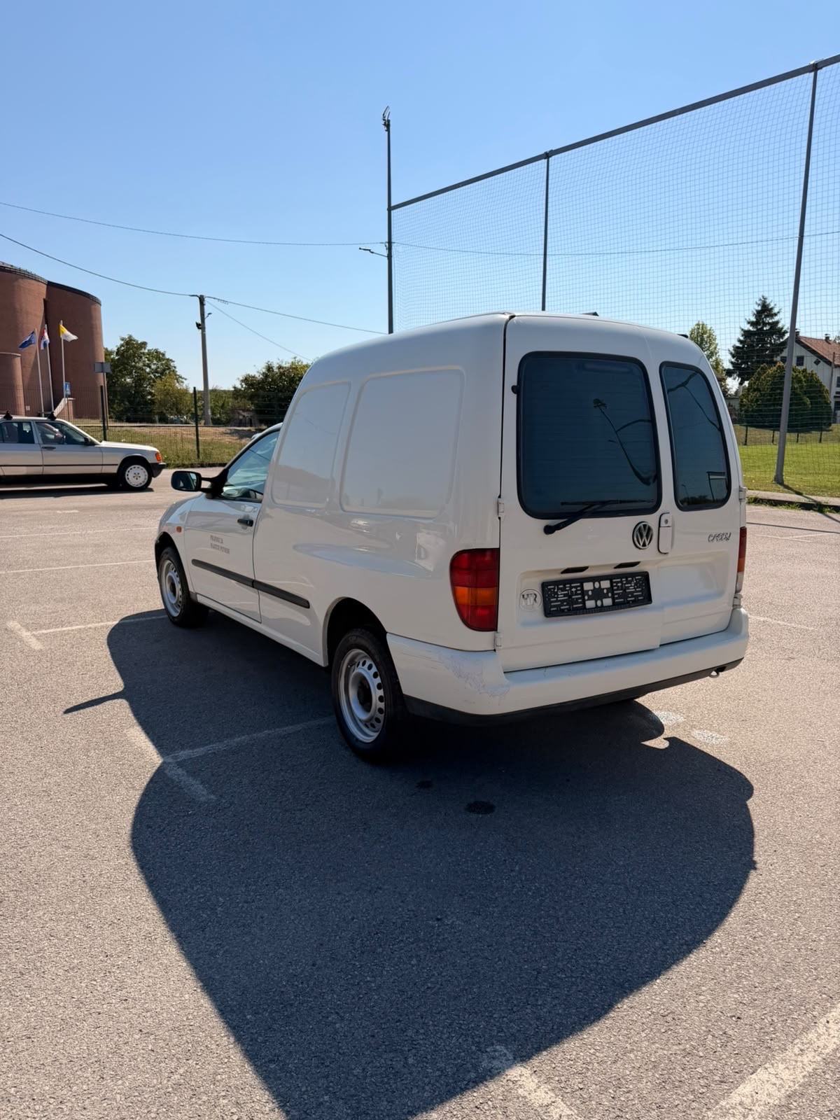 VW Caddy Kombi 1,9 SDI ZDRAV KO DREN REG GODINU DANA AUTO ODLICAN, fotografija 5