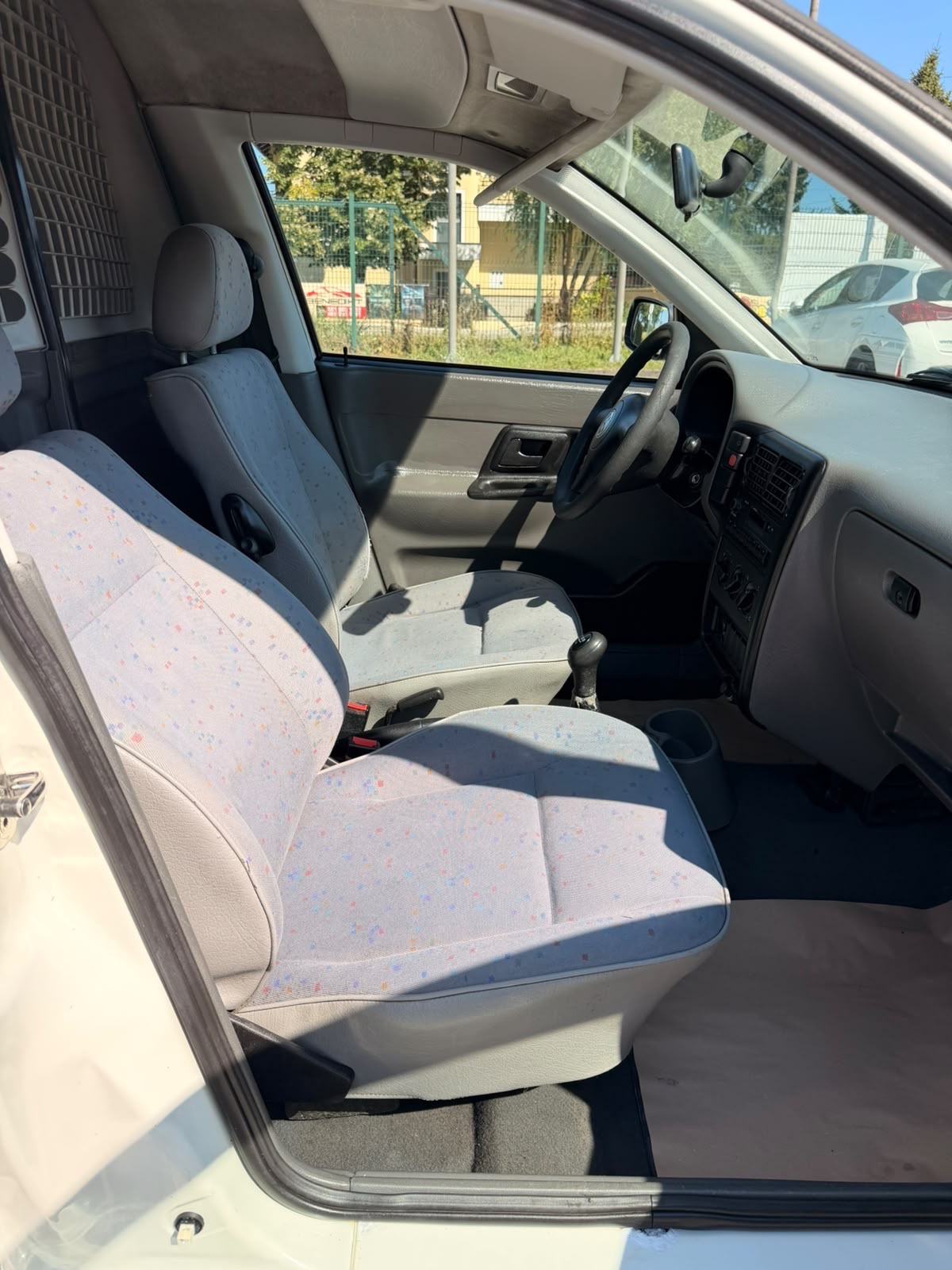 VW Caddy Kombi 1,9 SDI ZDRAV KO DREN REG GODINU DANA AUTO ODLICAN, fotografija 13