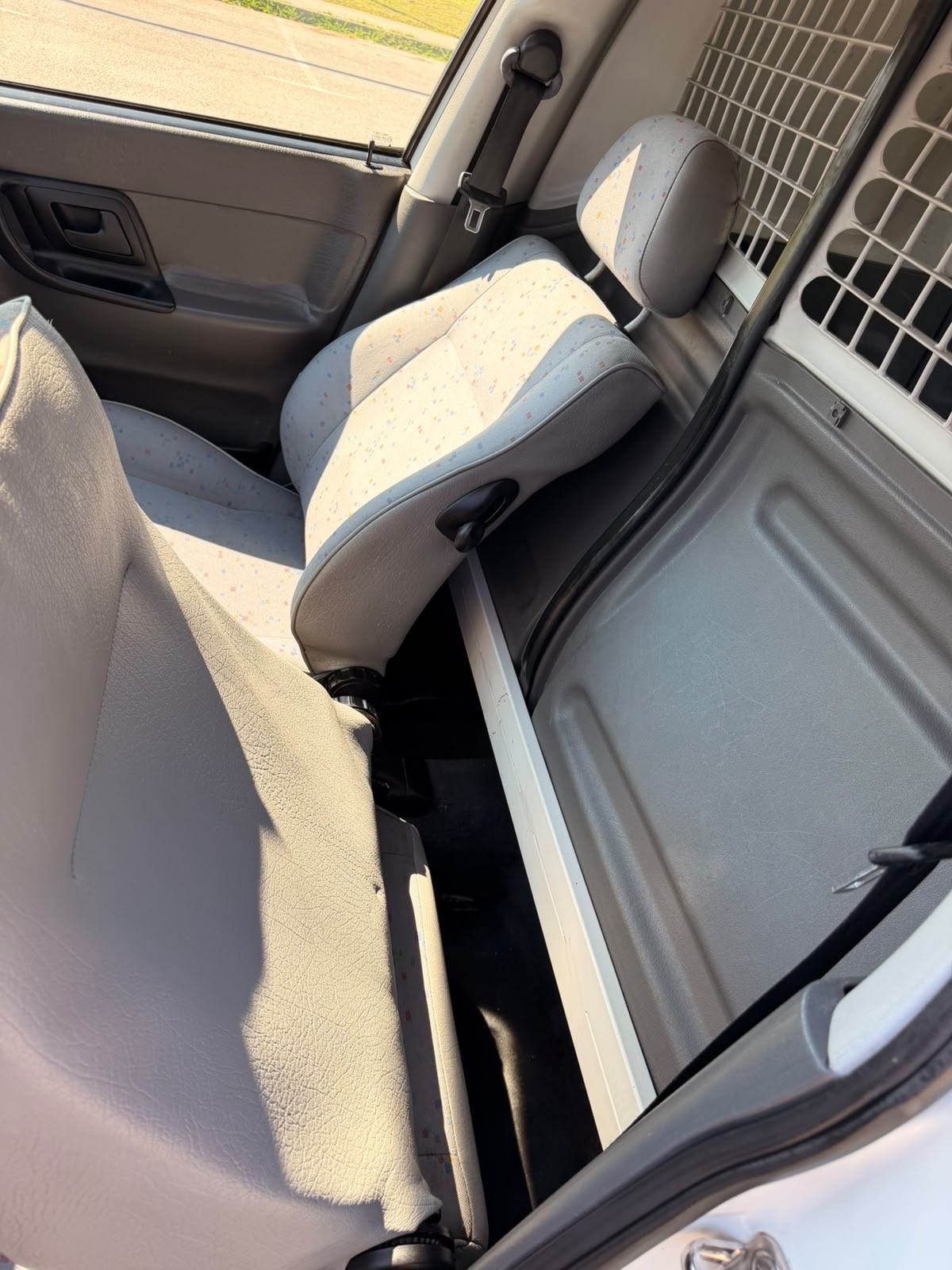 VW Caddy Kombi 1,9 SDI ZDRAV KO DREN REG GODINU DANA AUTO ODLICAN, fotografija 17