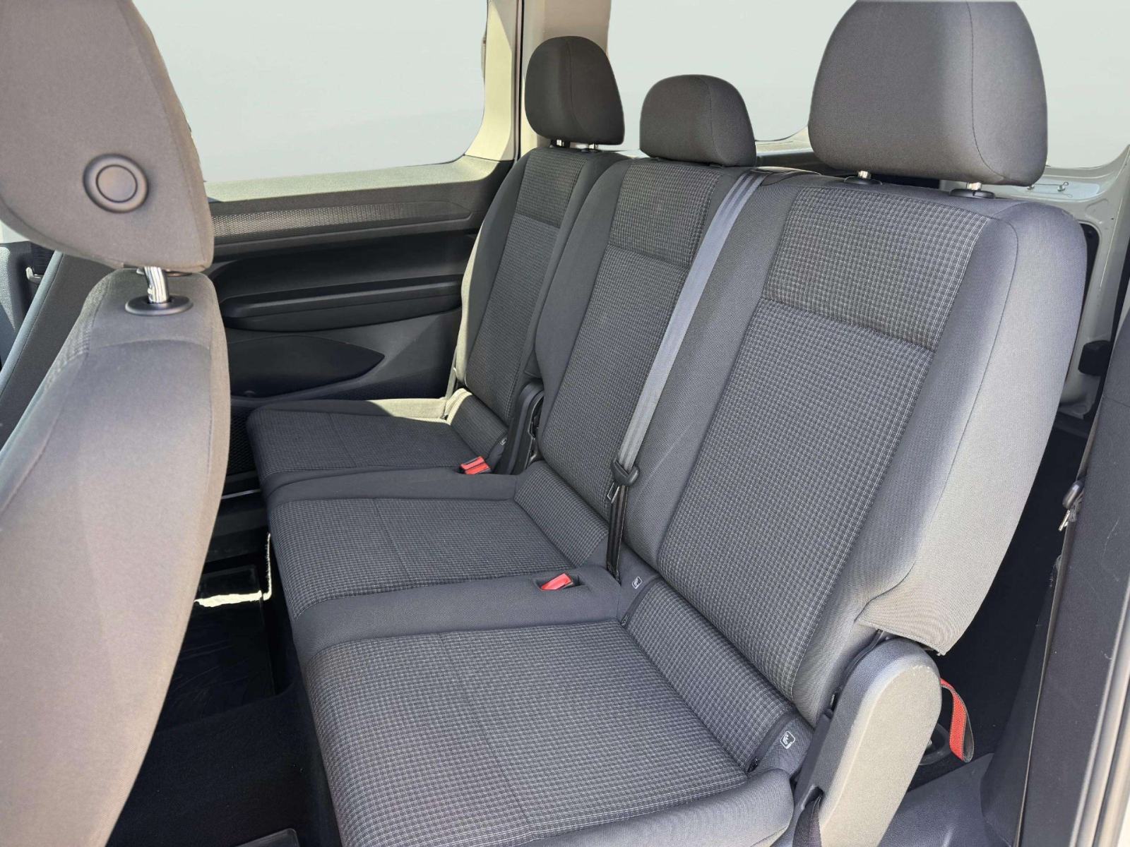 VW CADDY MAXI 2,0 TDI**71.000KM**1.VL**PDV** * 5 SJEDALA * * PUTNIČKI, fotografija 10