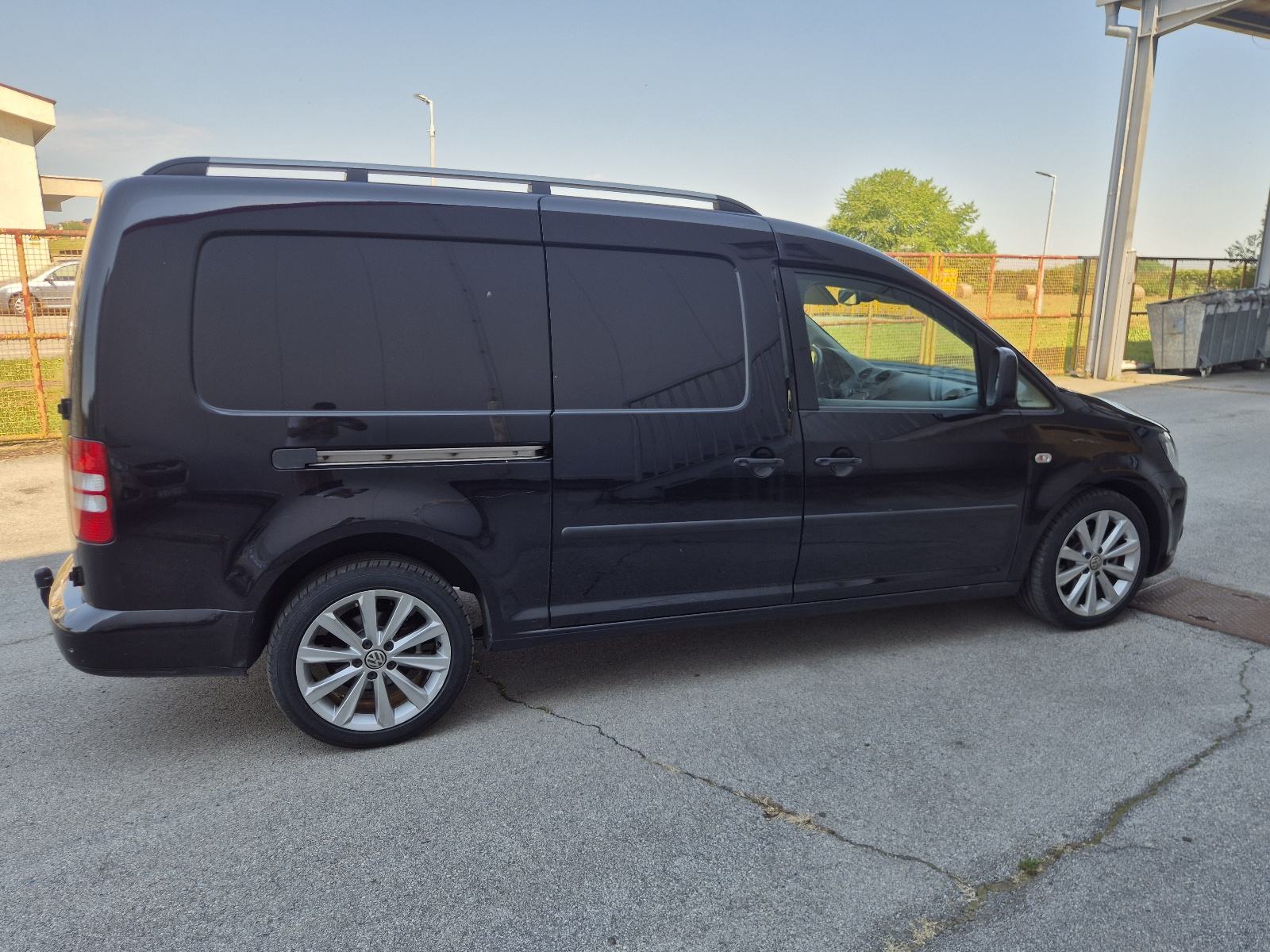 VW Caddy maxi 2,0 TDI klima kuka webasto, fotografija 3