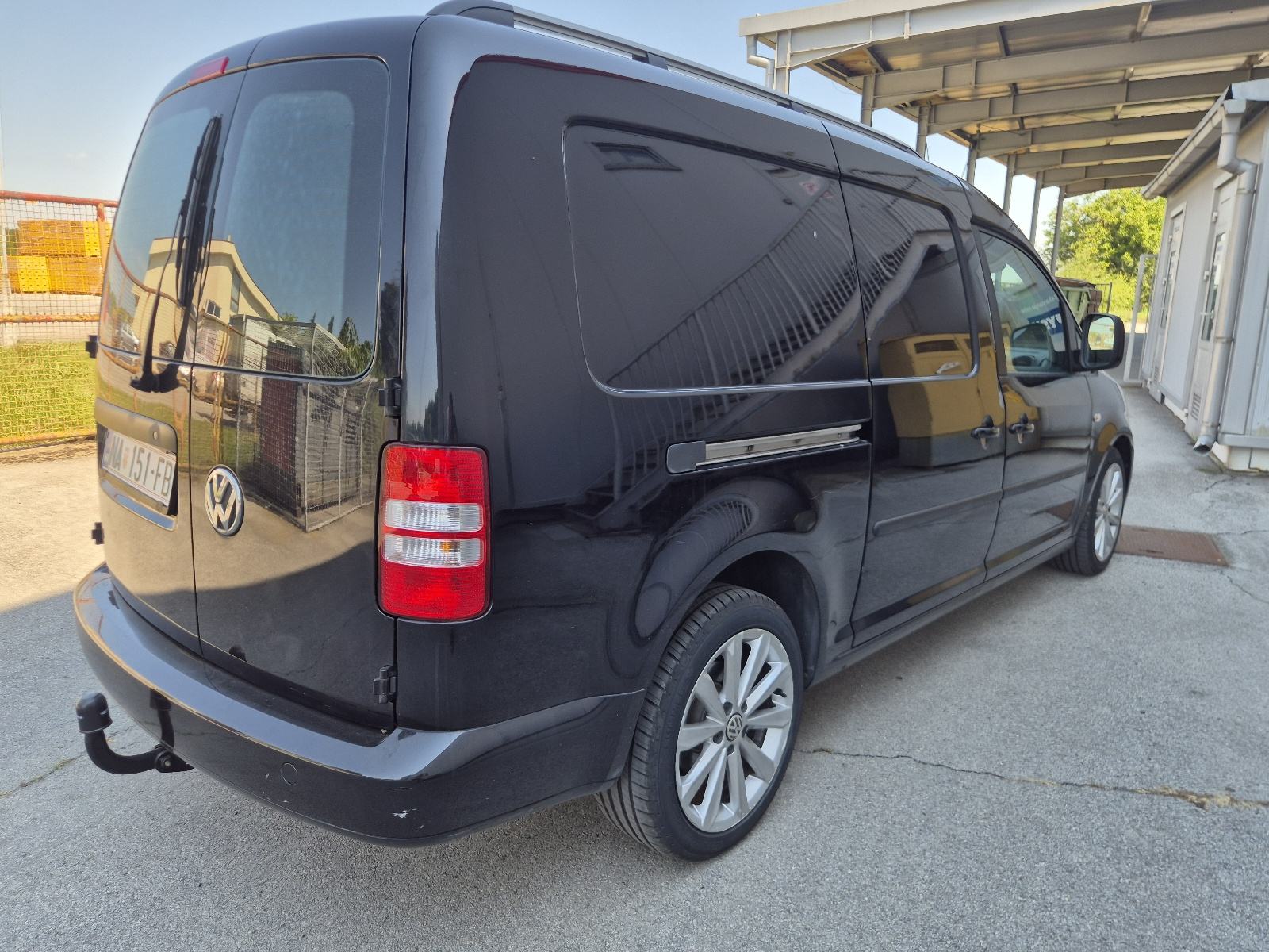 VW Caddy maxi 2,0 TDI klima kuka webasto, fotografija 5