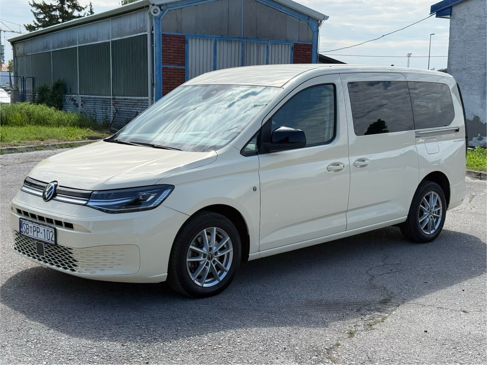 VW Caddy MAXI DSG 2.0TDI 2023, fotografija 2