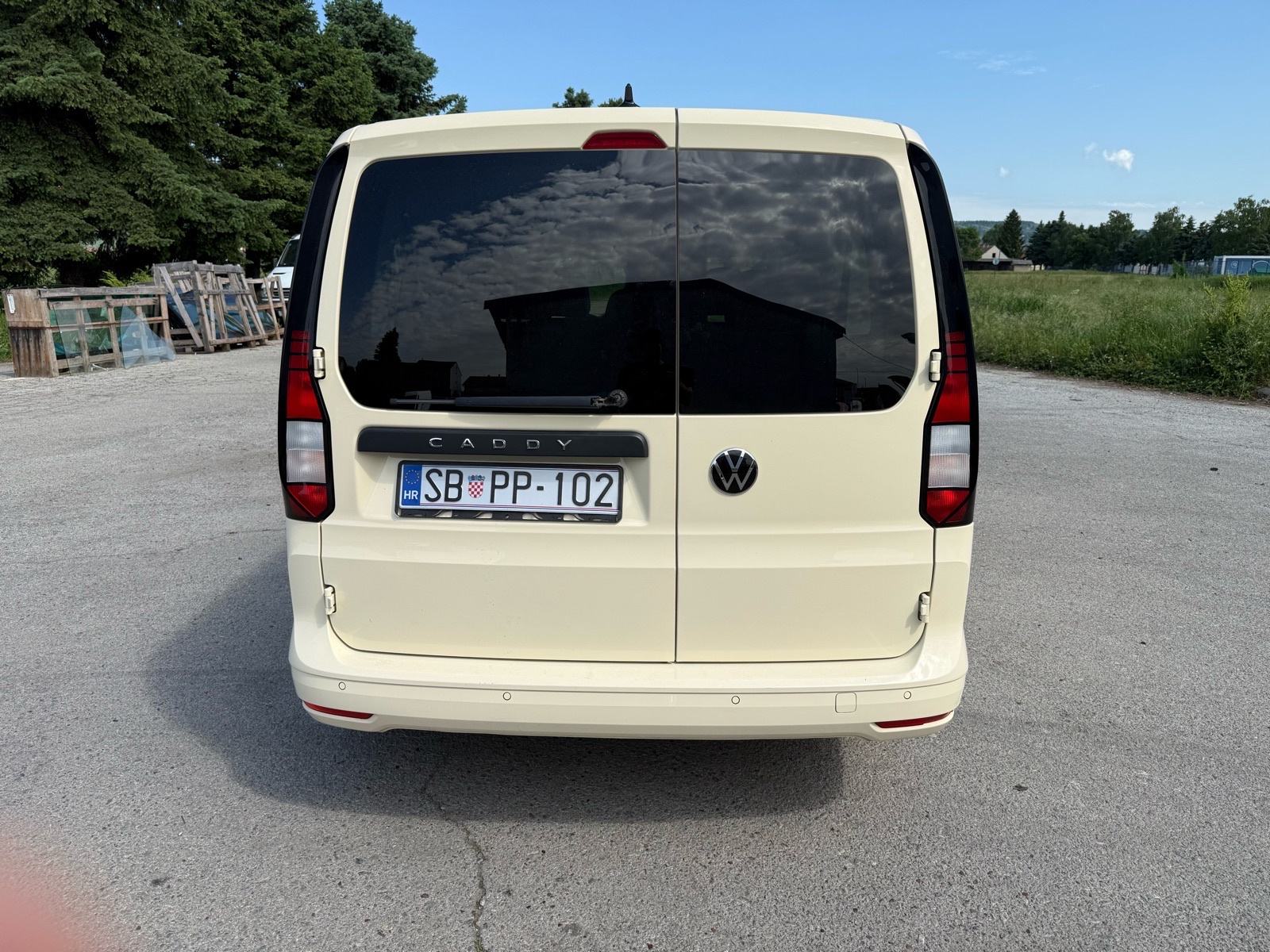 VW Caddy MAXI DSG 2.0TDI 2023, fotografija 5