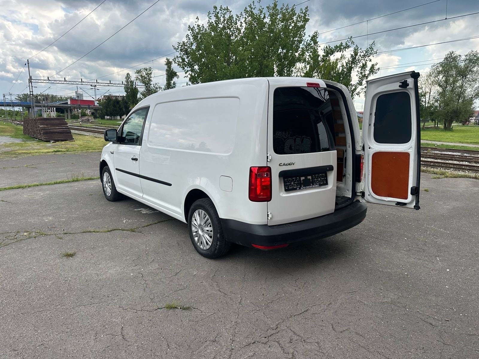 VW Caddy maxy 2.0 tdi, UREDAN!, fotografija 4
