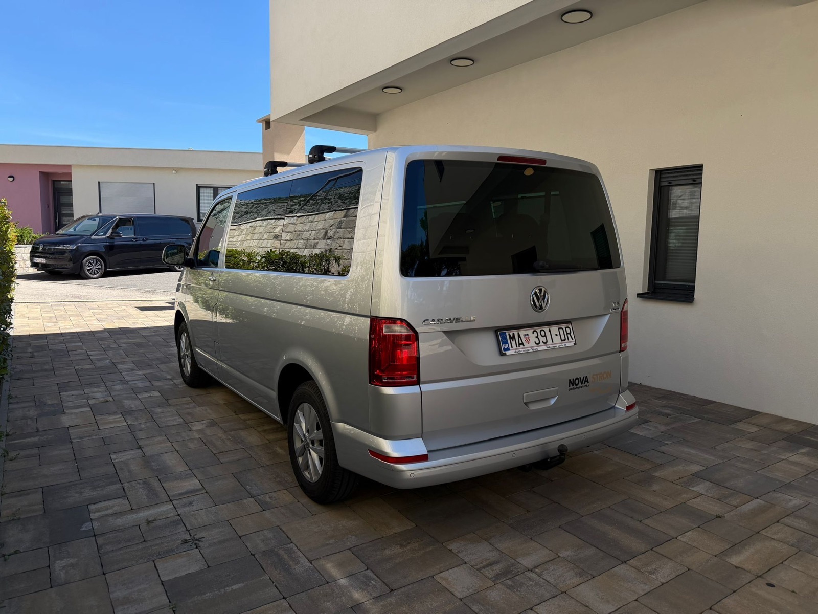 Caravelle T6 u odličnom stanju. Cijena je s PDV-om. Euro 6, fotografija 3