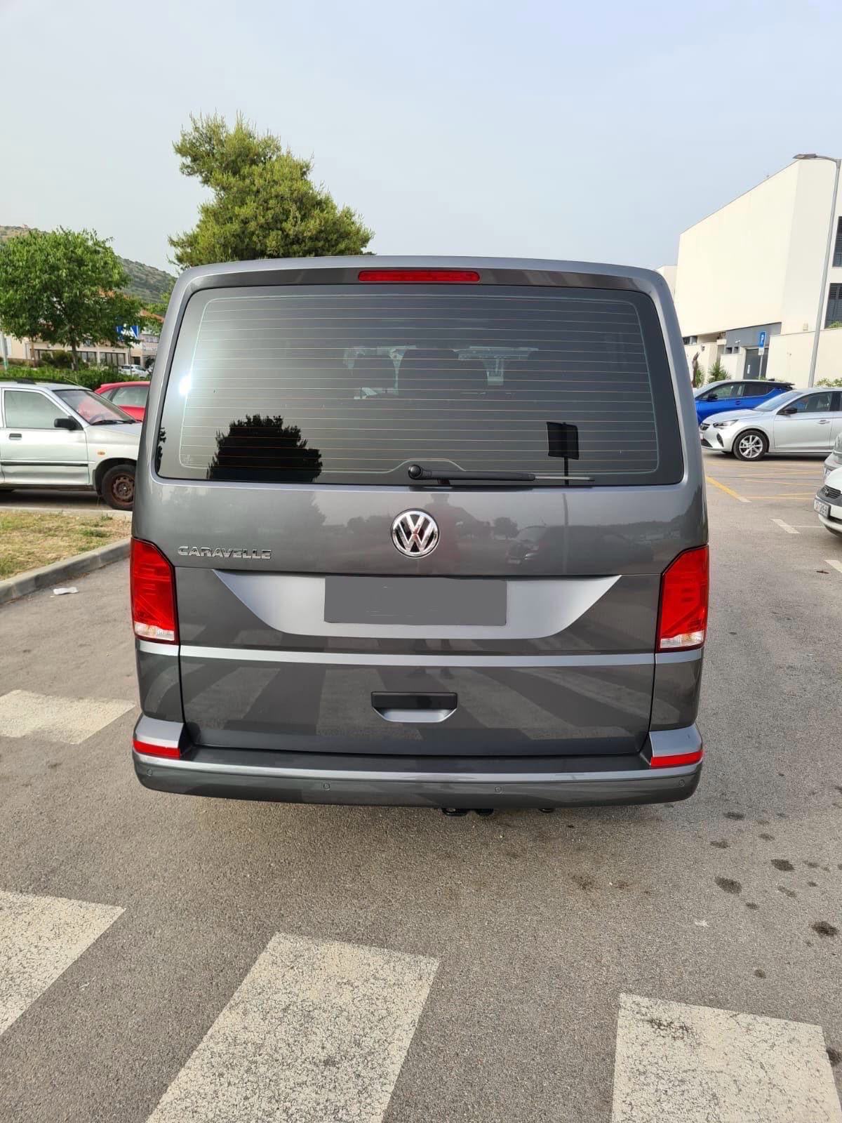 VW Caravelle 2,0 TDI, fotografija 3