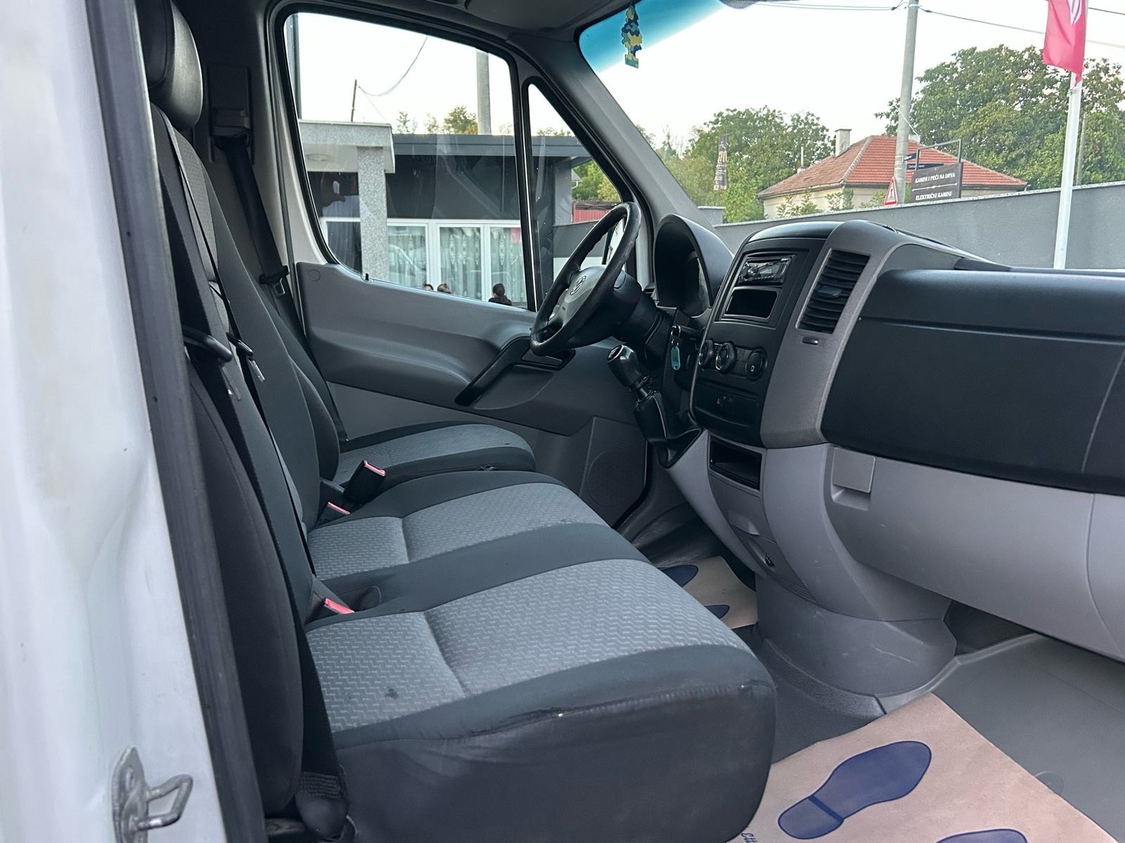 VW Crafter Kombi 2,0 TDI 2012G.DUPLA KABINA 7 SJEDALA TOP STANJE 9.500, fotografija 19