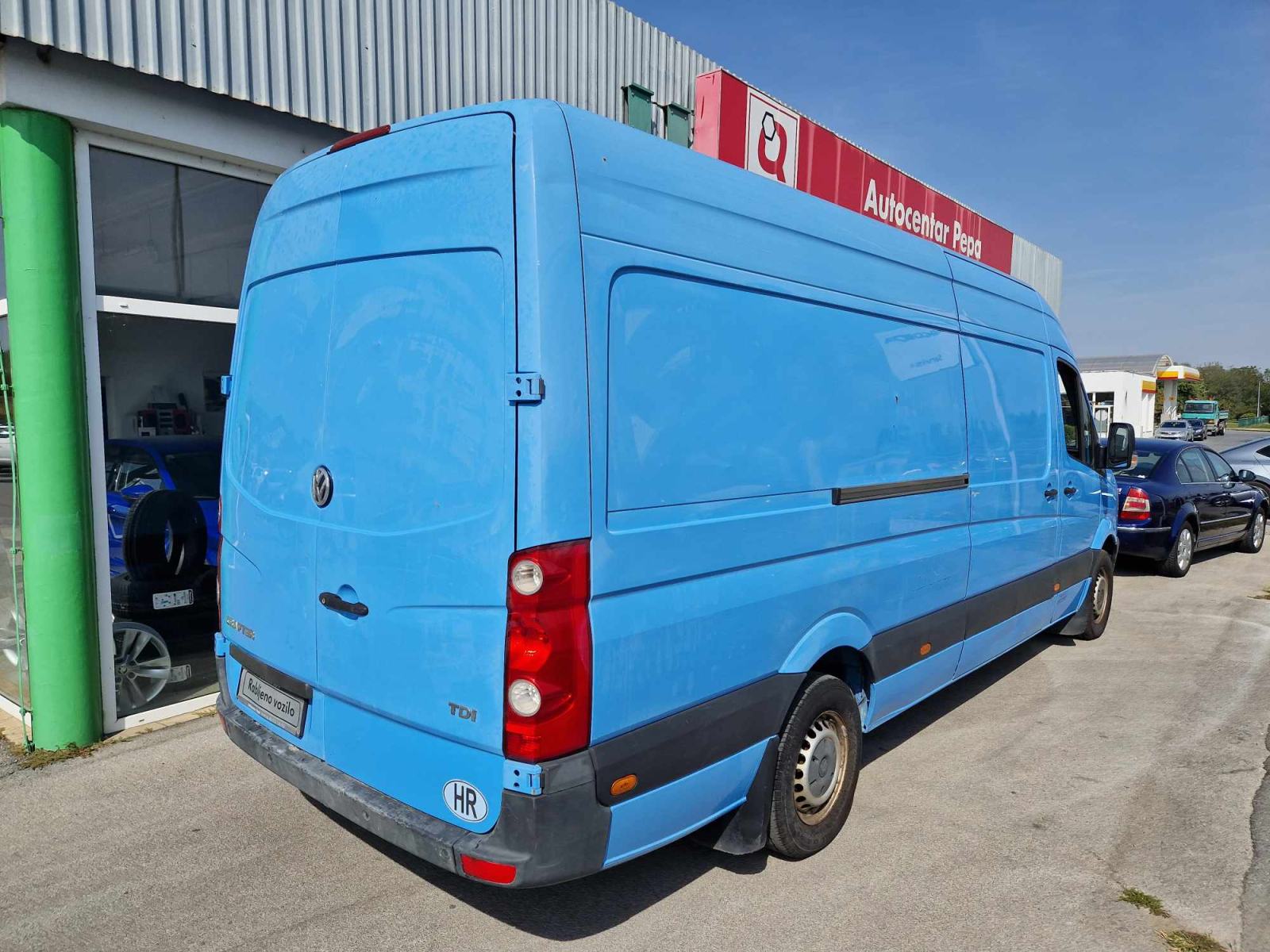 VW Crafter Kombi 35 2,0 TDI (u sustavu PDV-a) nema troška prijepisa, fotografija 2