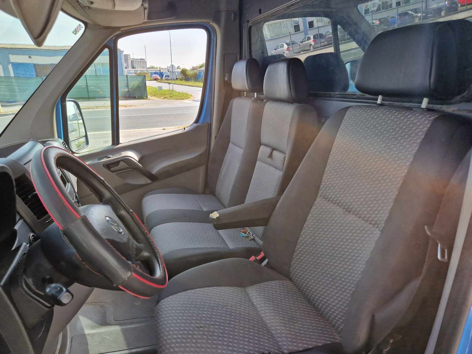 VW Crafter Kombi 35 2,0 TDI (u sustavu PDV-a) nema troška prijepisa, fotografija 6