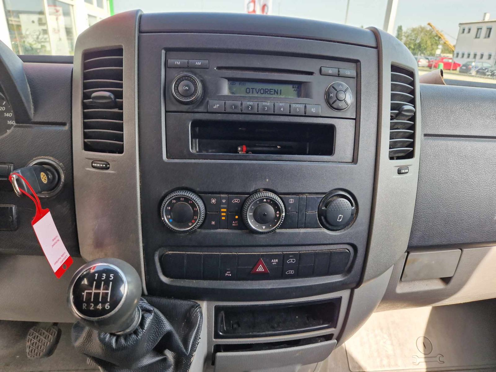 VW Crafter Kombi 35 2,0 TDI (u sustavu PDV-a) nema troška prijepisa, fotografija 7